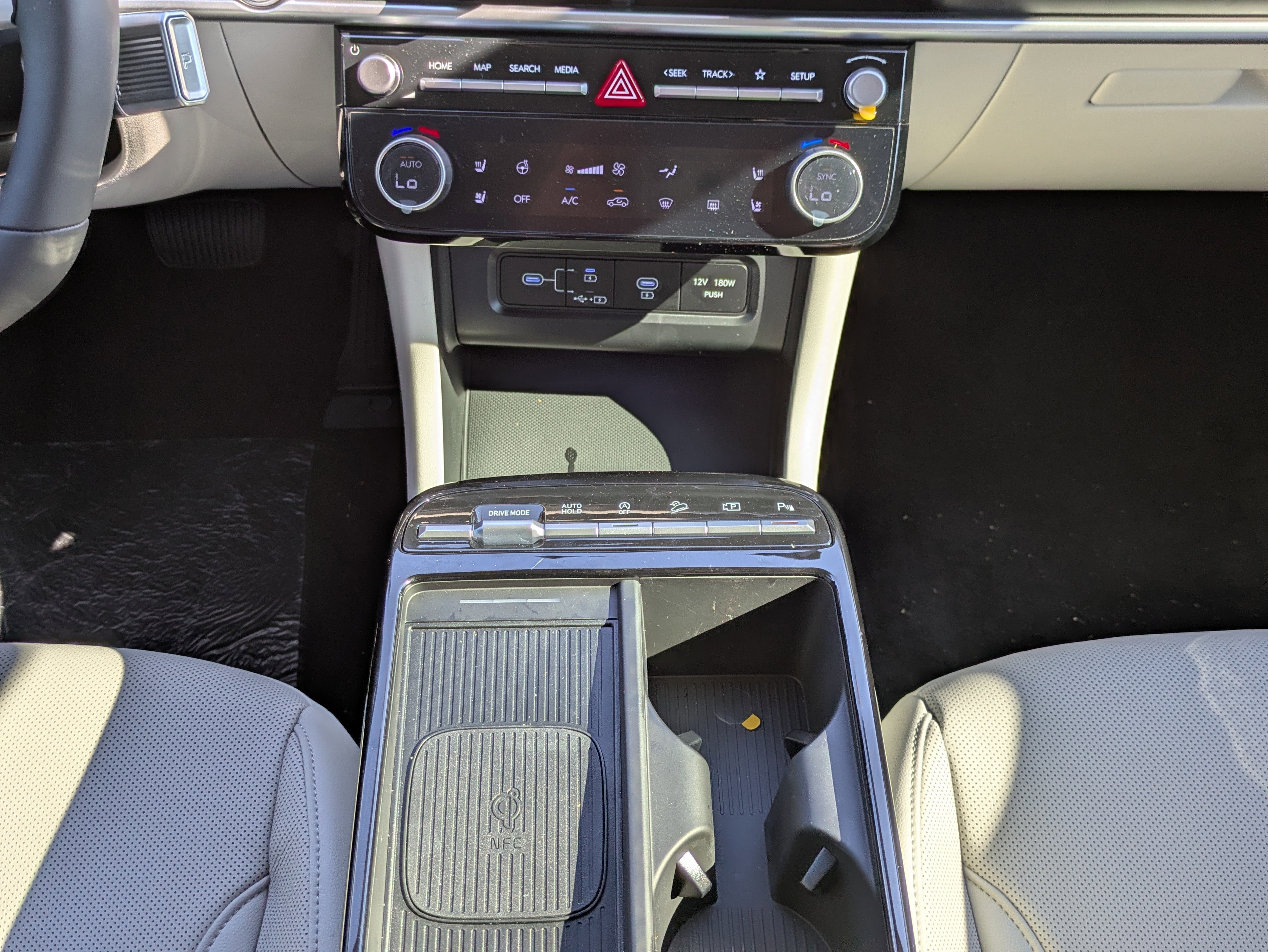 New 2026 Hyundai Tucson Limited image 22