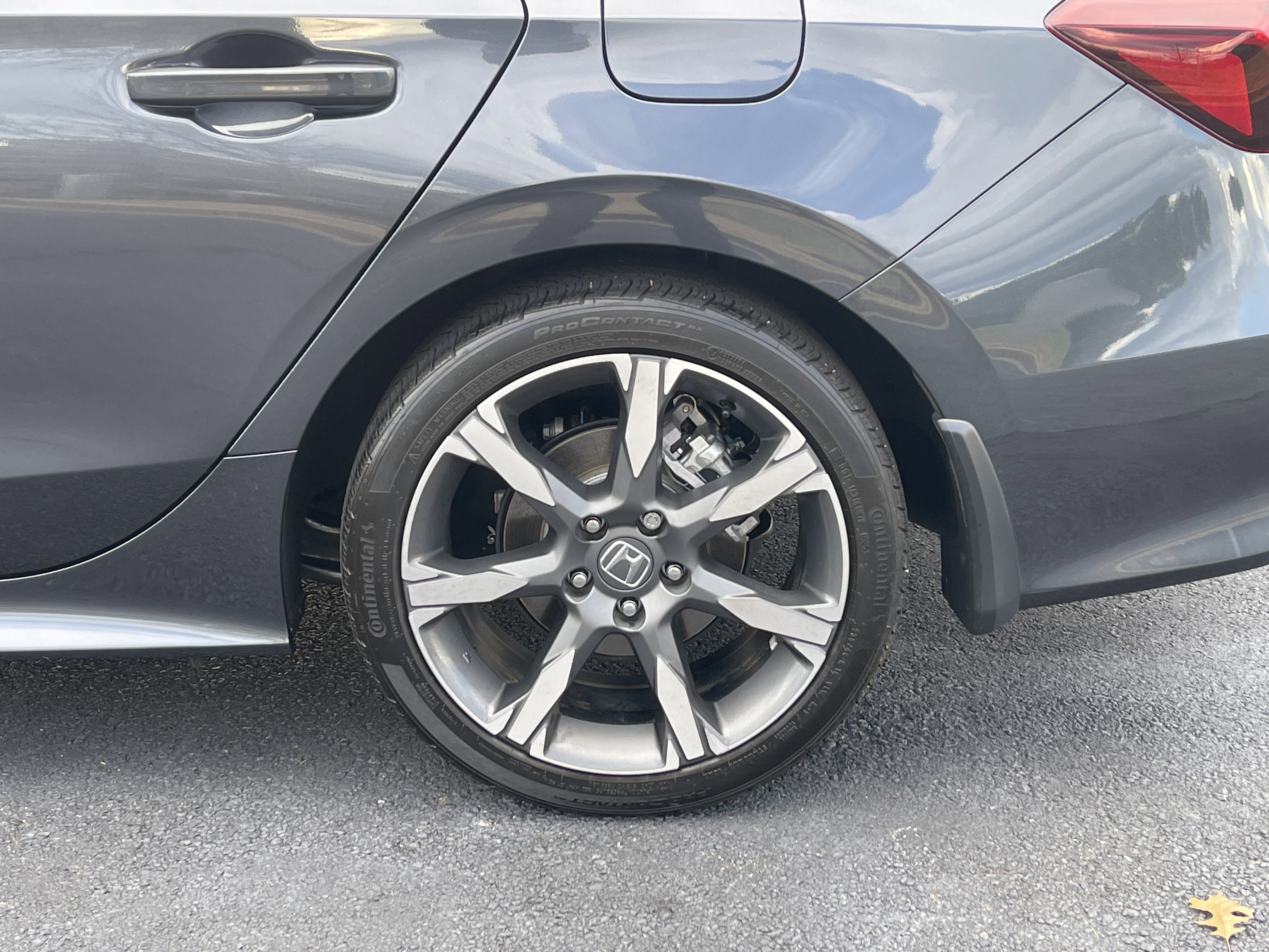 Certified 2025 Honda Civic Sport Touring image 35