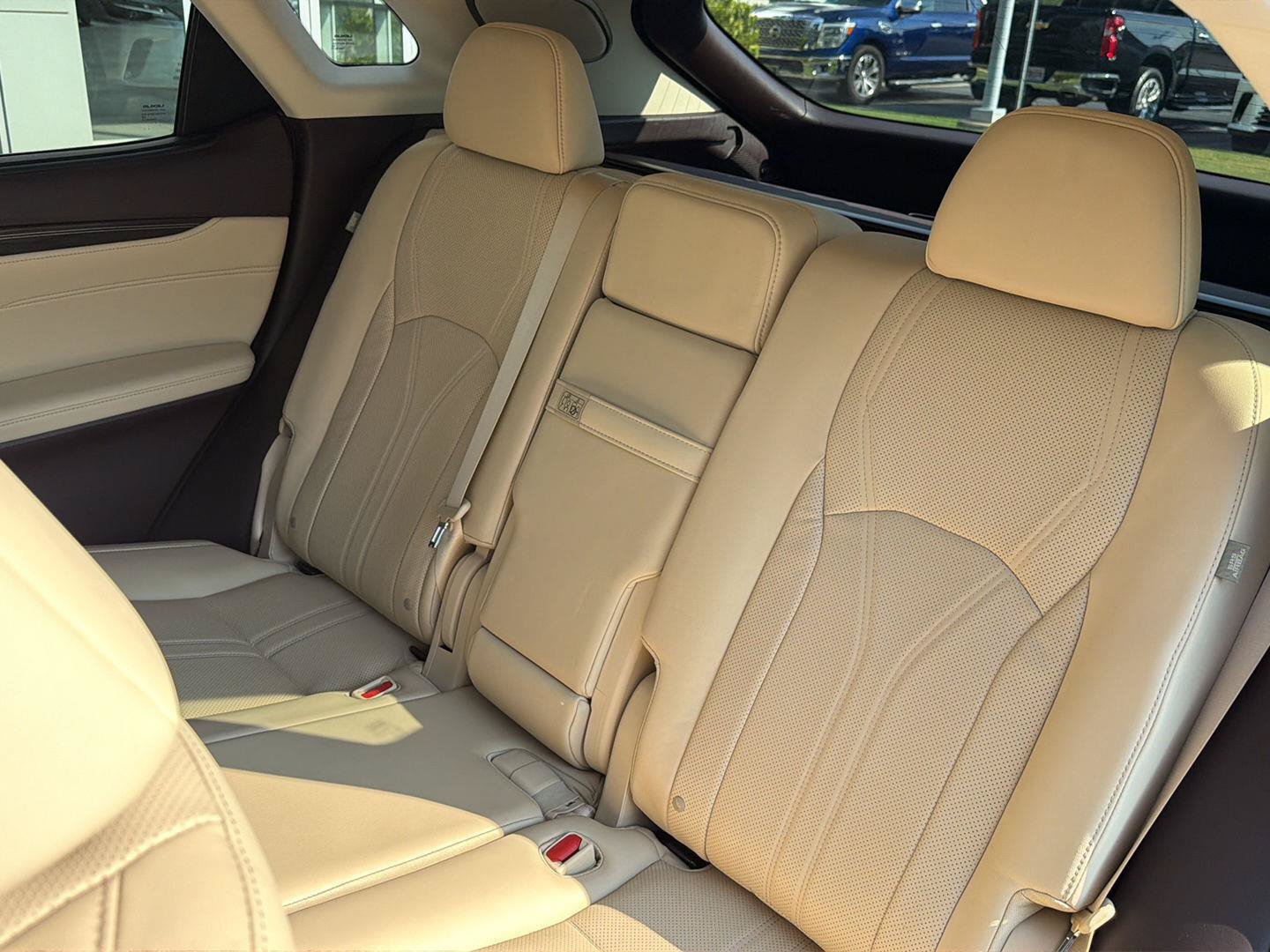 Used 2017 Lexus RX 350 FWD w/ Luxury Package image 33