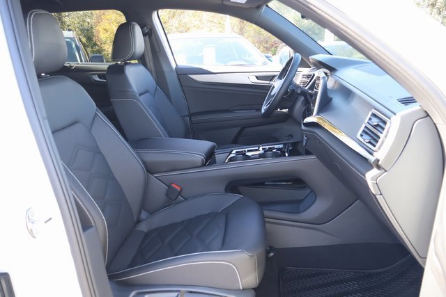 New 2026 Volkswagen Atlas Cross Sport SE image 18