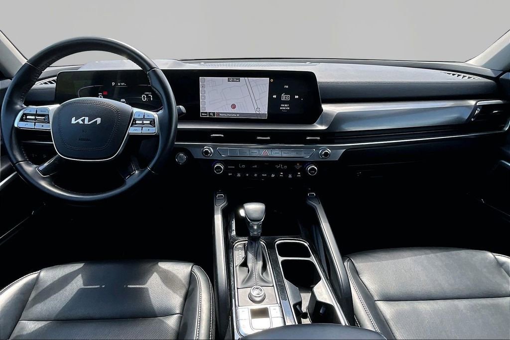 Used 2025 Kia Telluride S image 8