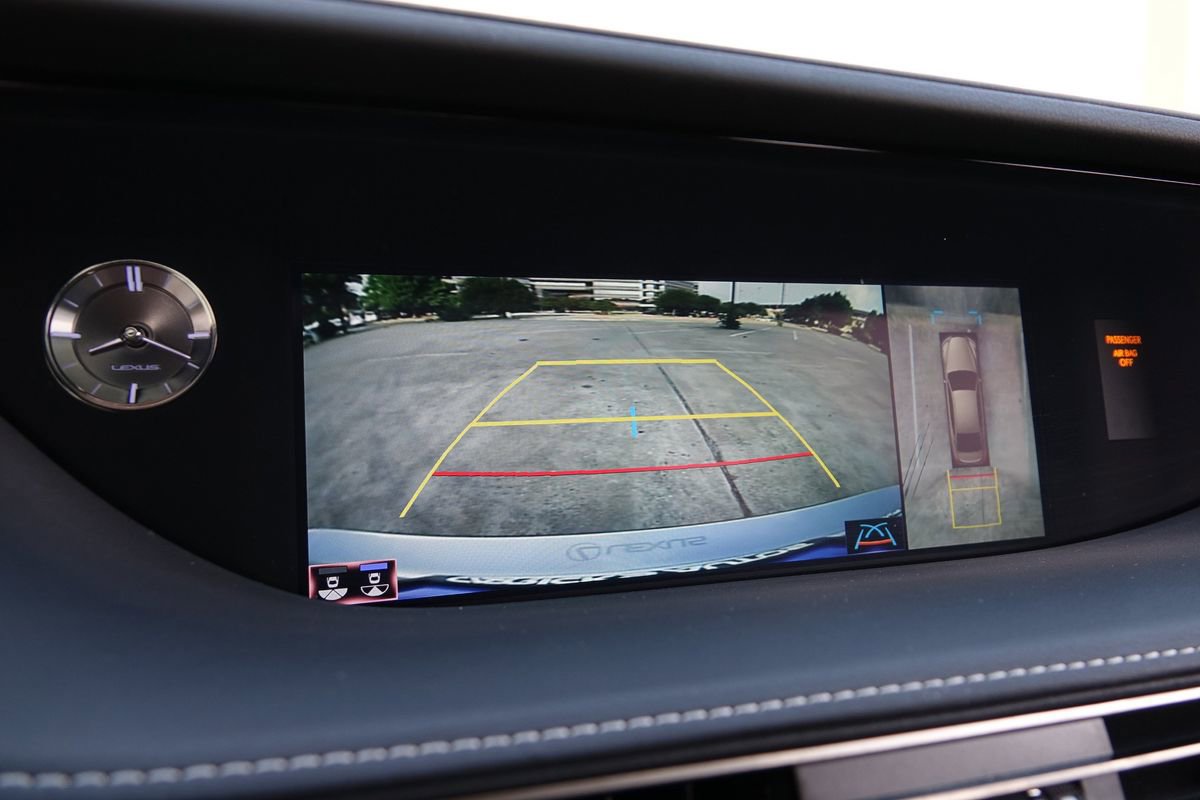 Used 2019 Lexus LS 500 image 10