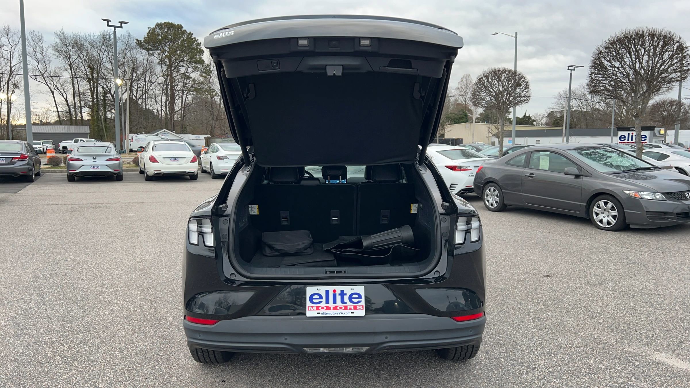 Used 2021 Ford Mustang Mach-E Select w/ Comfort/Appearance Package image 10