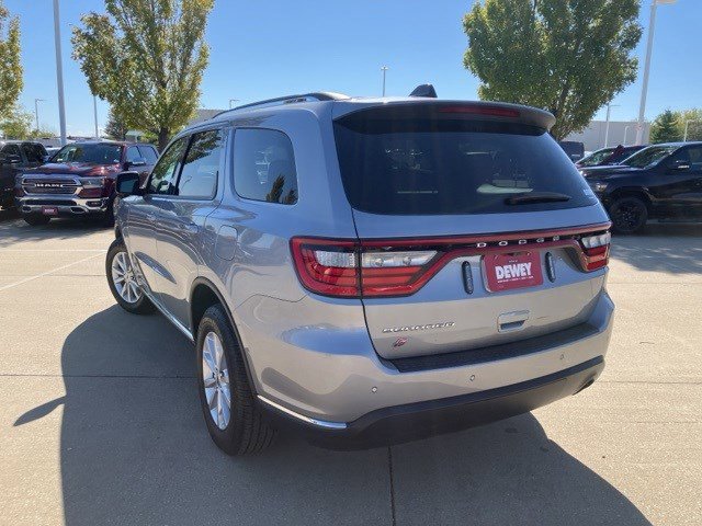 Used 2021 Dodge Durango SXT image 8