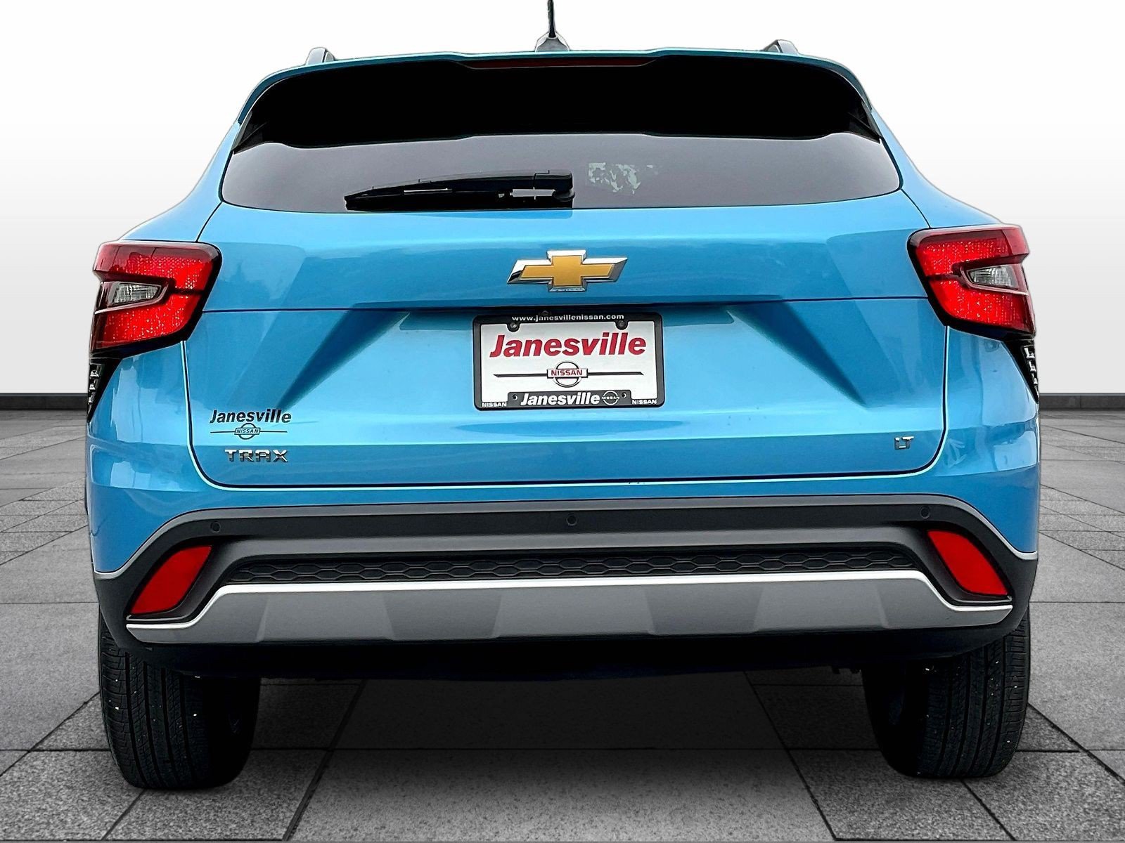 Used 2025 Chevrolet Trax LT w/ Driver Confidence Package FWD image 6