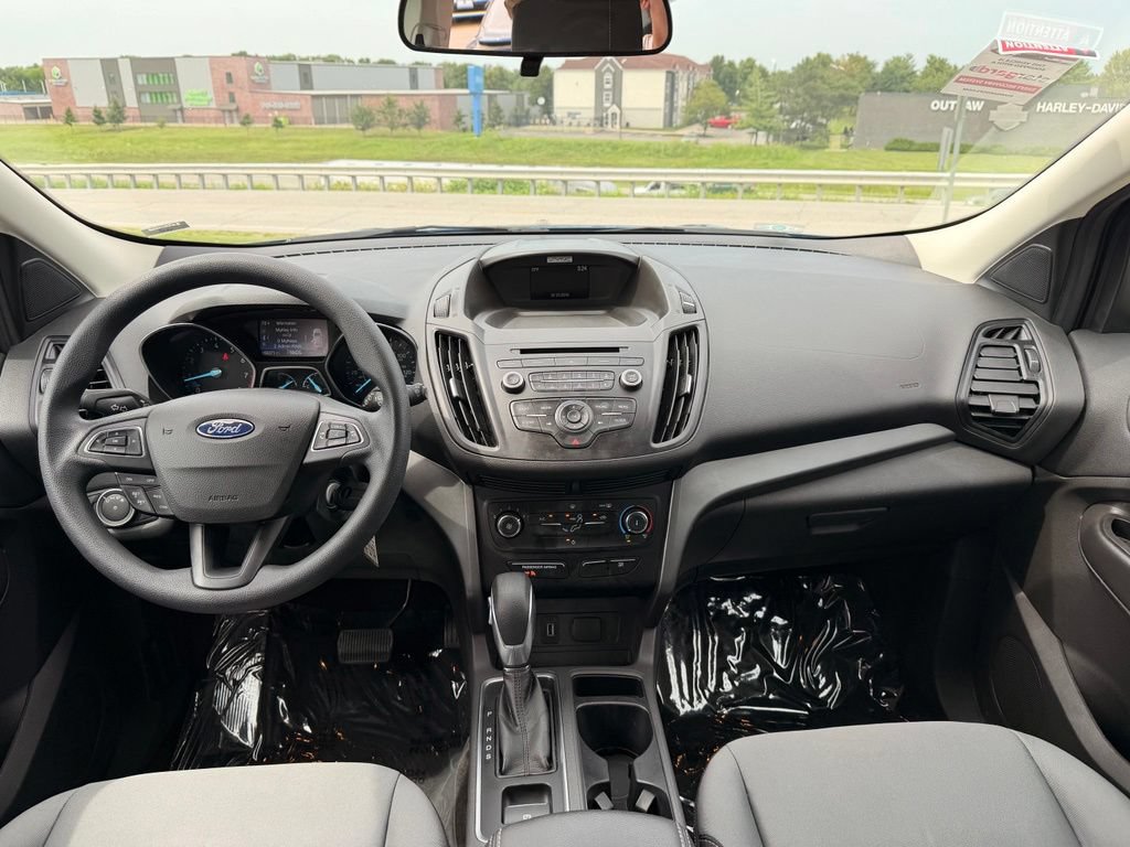 Used 2017 Ford Escape S FWD image 3