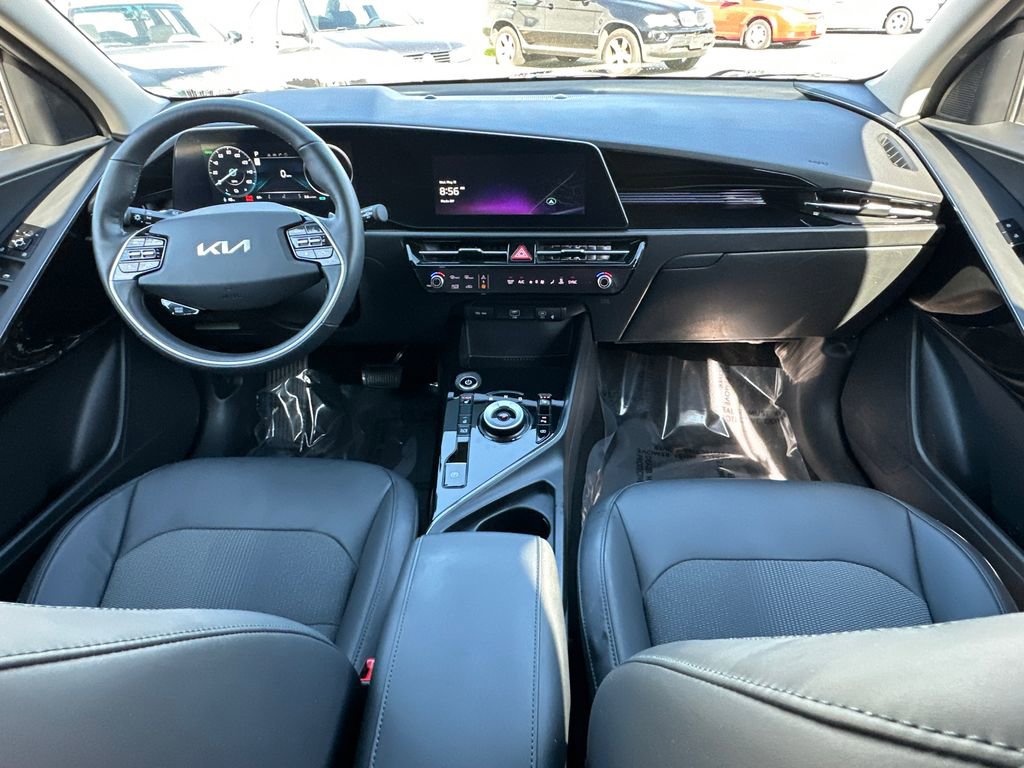 Certified 2023 Kia Niro Wind w/ Wind Preserve Package FWD image 17
