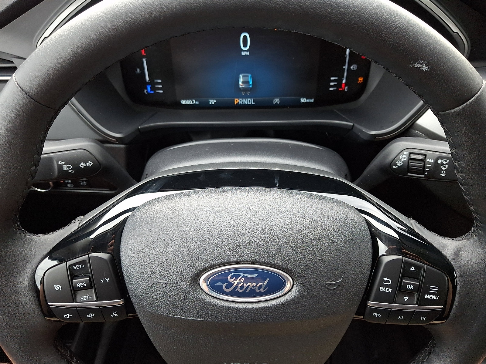 Certified 2023 Ford Escape Active AWD/4WD image 17