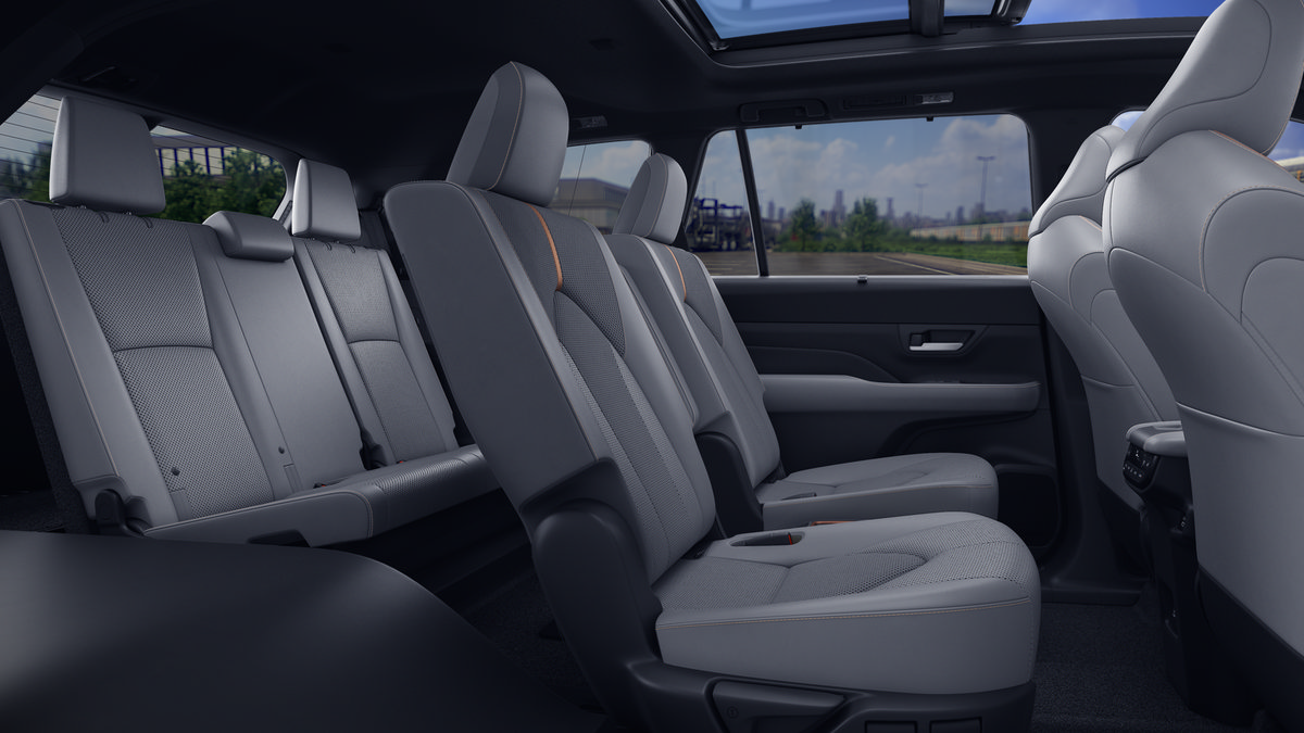 New 2026 Toyota Grand Highlander AWD Hybrid image 21