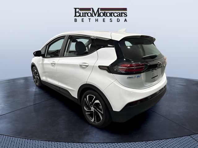Used 2023 Chevrolet Bolt LT w/ Infotainment Package FWD image 3