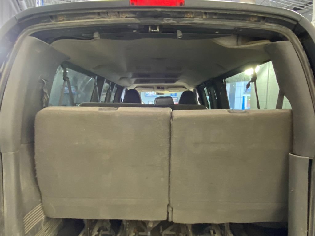 Used 2010 Chevrolet Express 3500 LT w/ LT Preferred Equipment Group RWD image 24