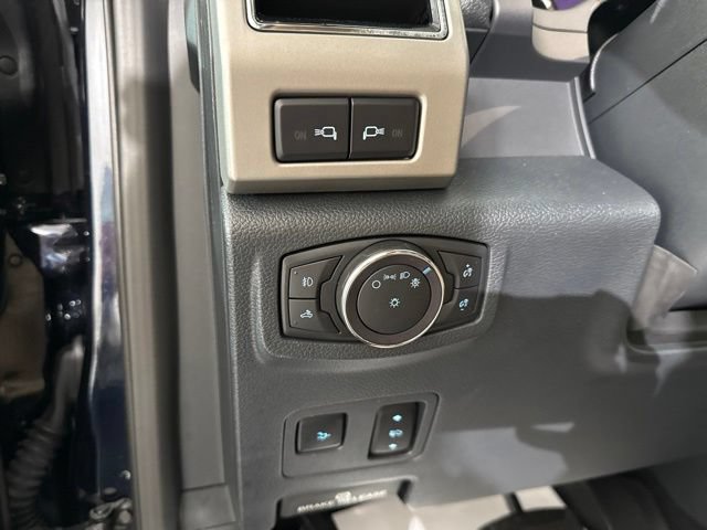 Used 2022 Ford F250 Lariat w/ Lariat Ultimate Package AWD/4WD image 18