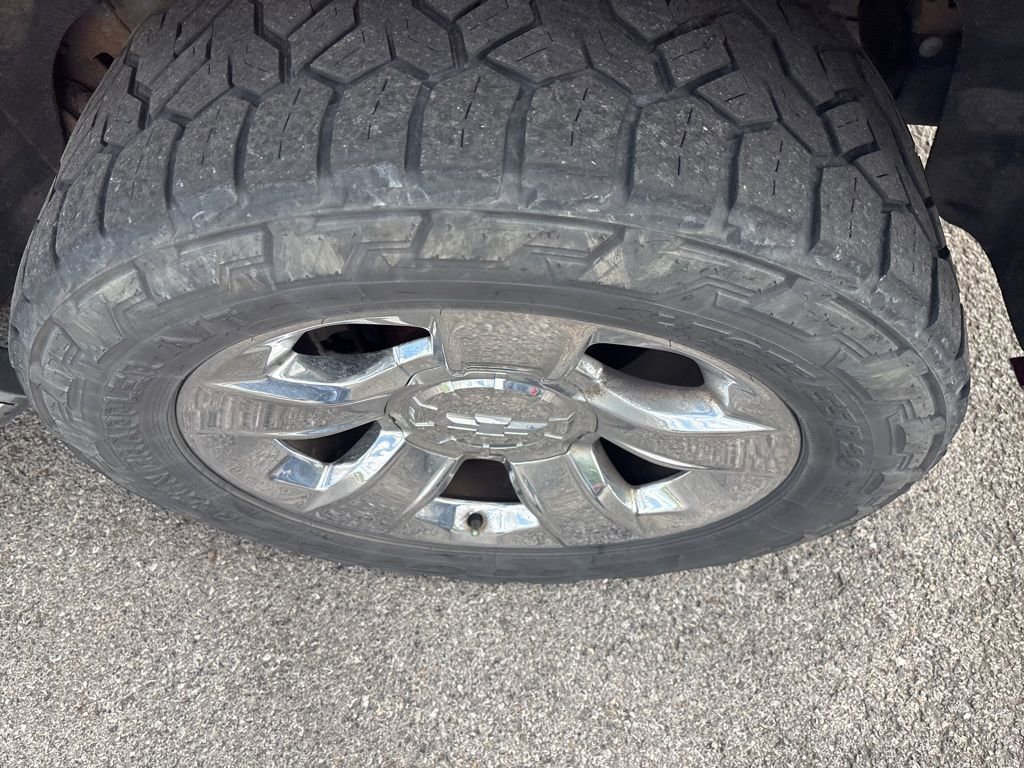 Used 2015 Chevrolet Tahoe LTZ image 9