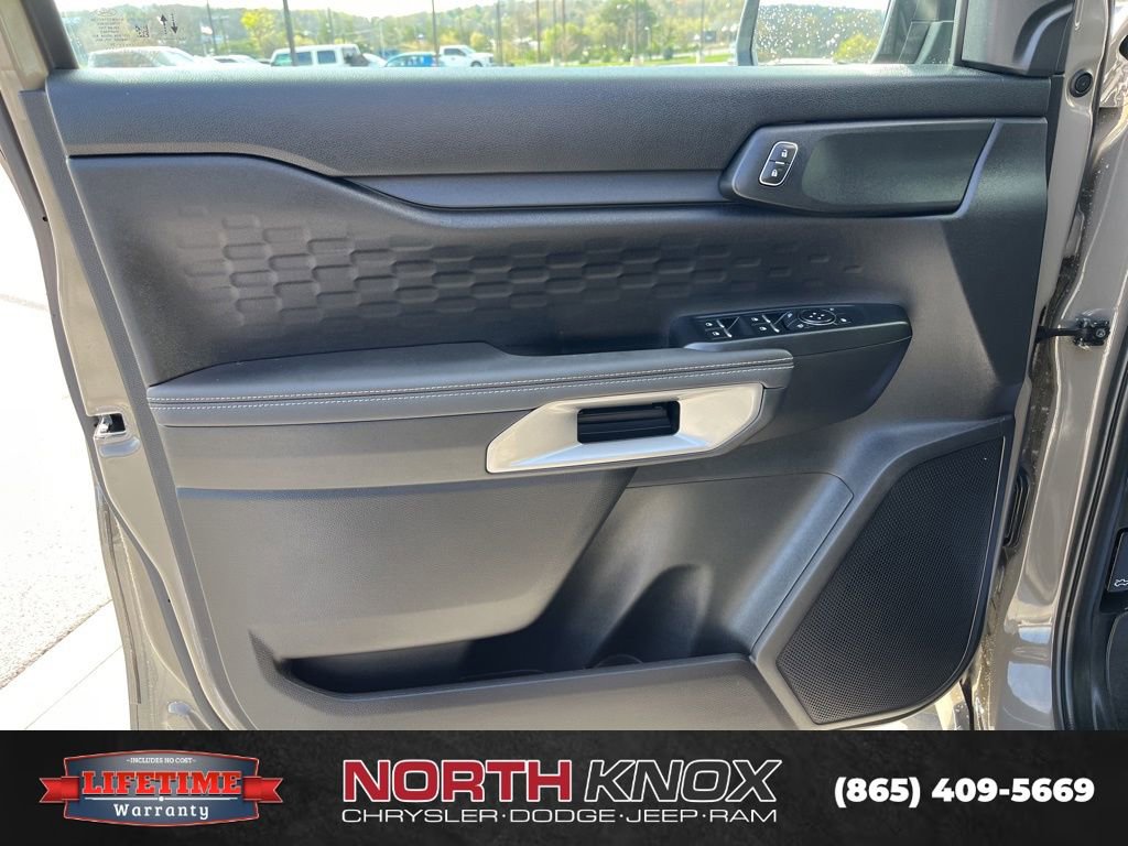 Used 2025 Ford Ranger XLT w/ Advanced Towing Package image 5