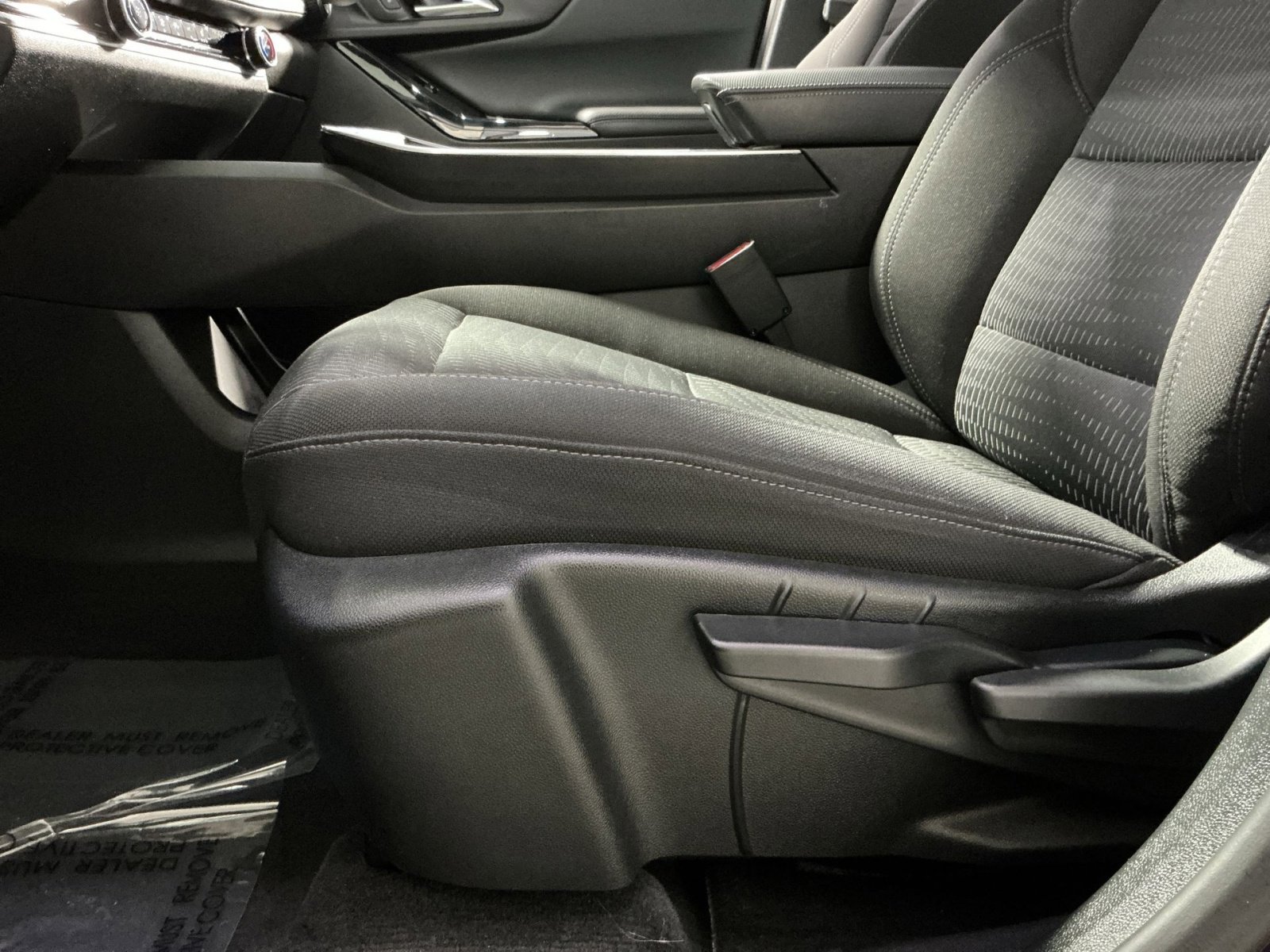 Used 2025 Chevrolet Equinox LT image 22