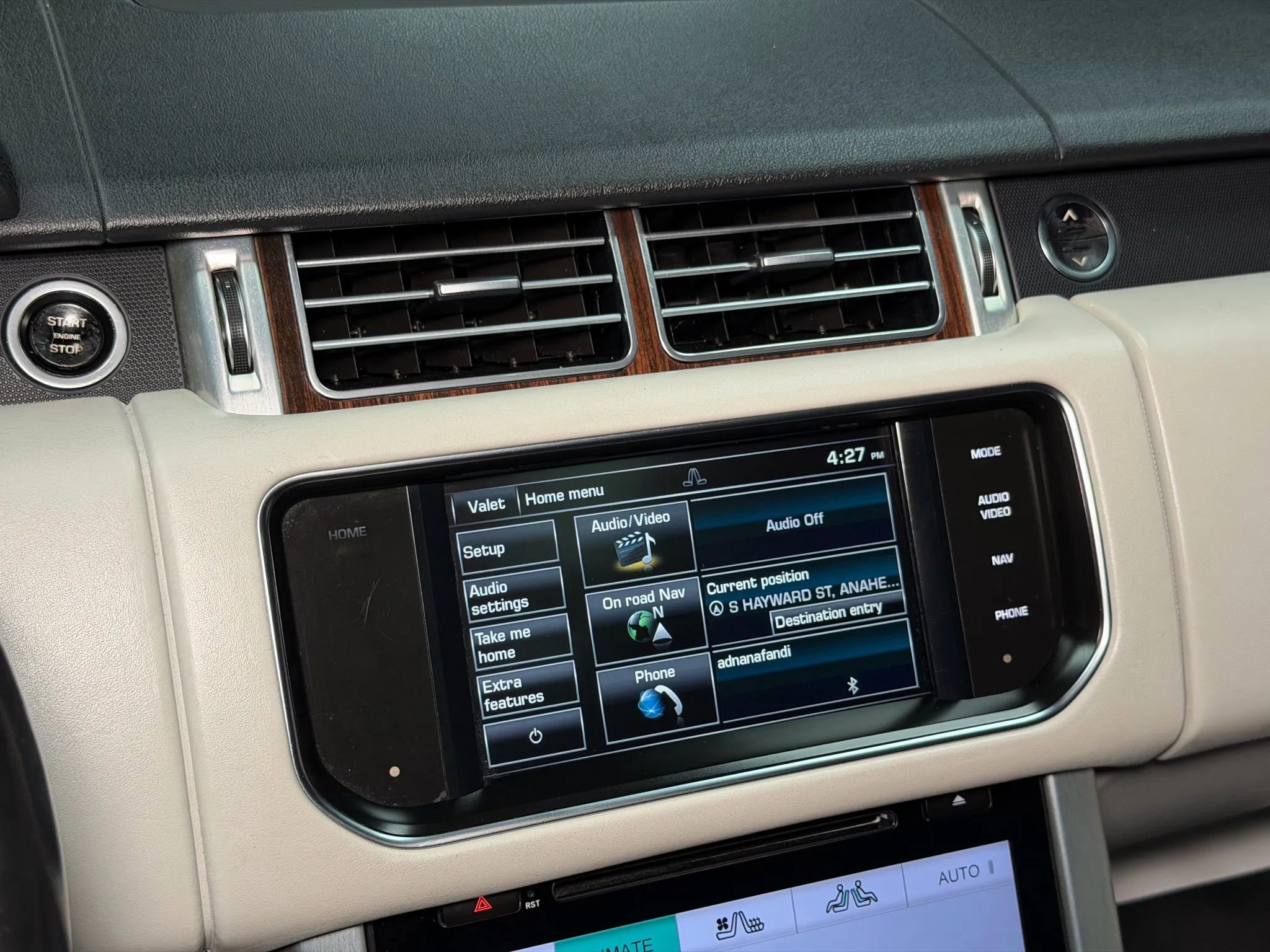 Used 2014 Land Rover Range Rover Supercharged image 45