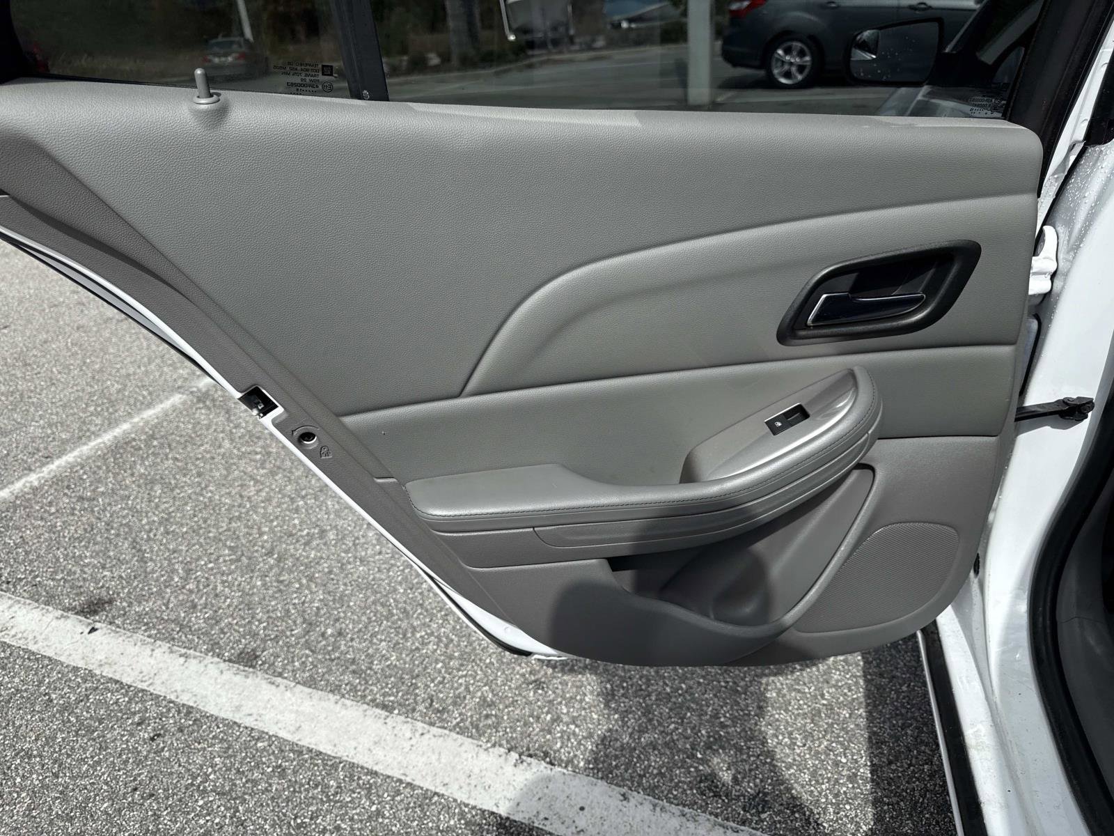 Used 2015 Chevrolet Malibu LS w/ Protection Package FWD image 9