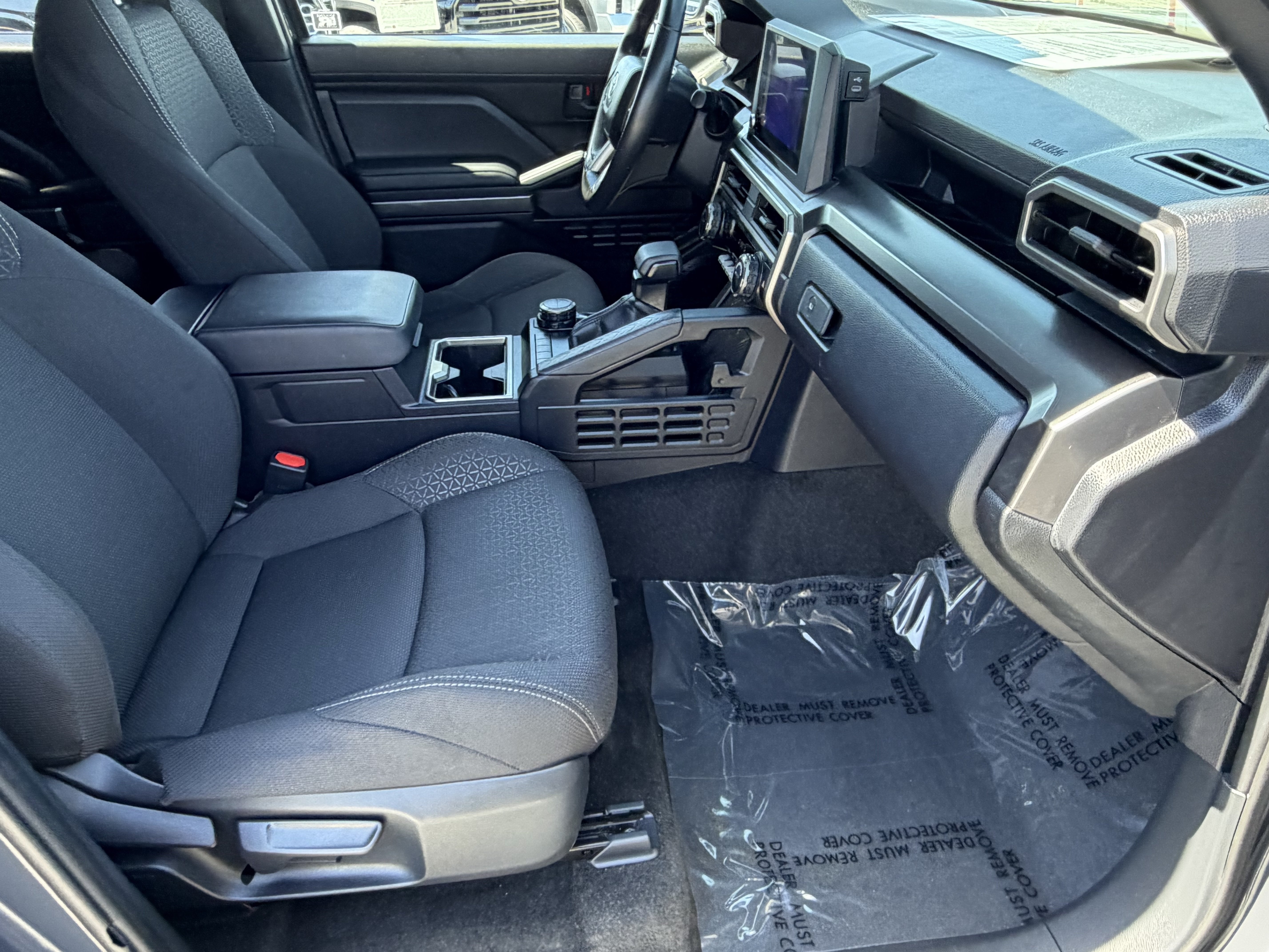 Certified 2025 Toyota 4Runner SR5 AWD/4WD image 11