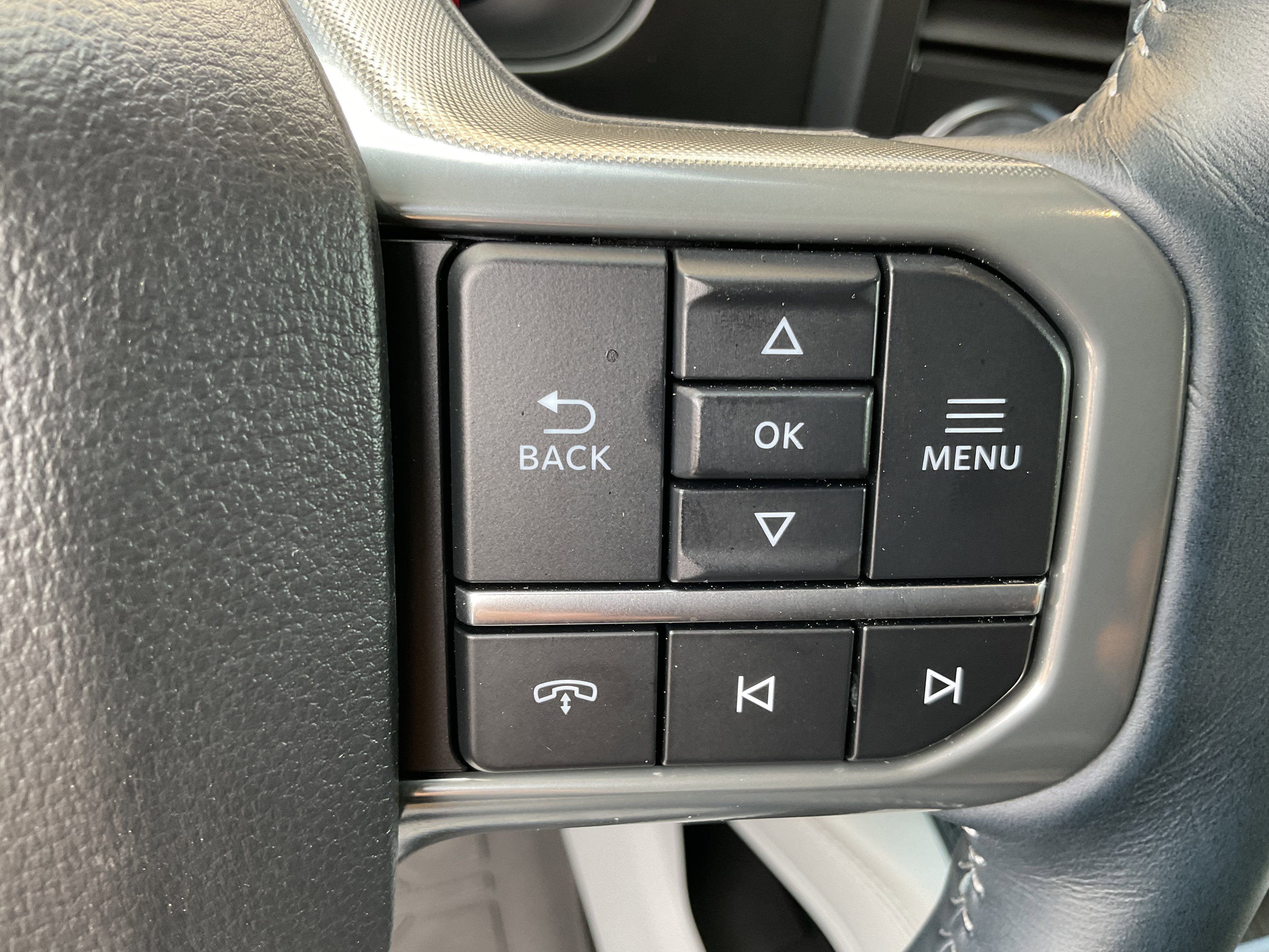 Used 2024 Ford F350 Limited image 32