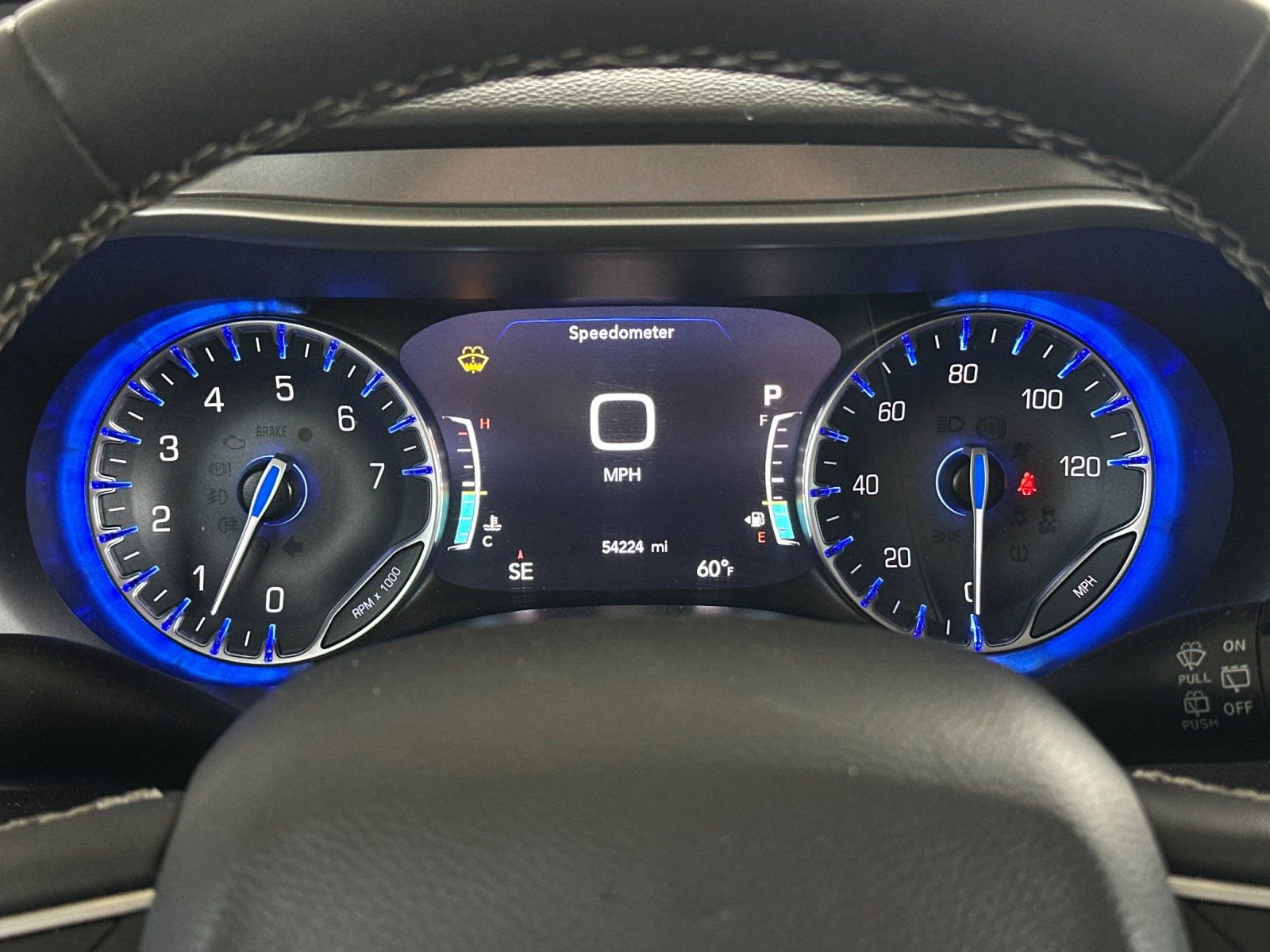 Used 2024 Chrysler Pacifica Touring-L image 23