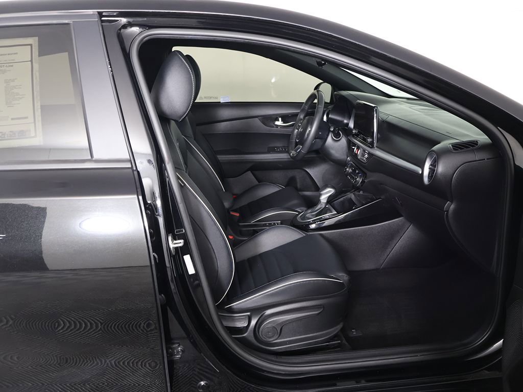 Used 2023 Kia Forte GT-Line w/ GT-Line Premium Package image 30