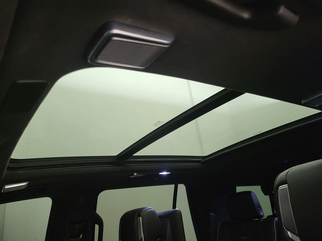 Used 2021 Cadillac Escalade Premium Luxury Platinum image 23