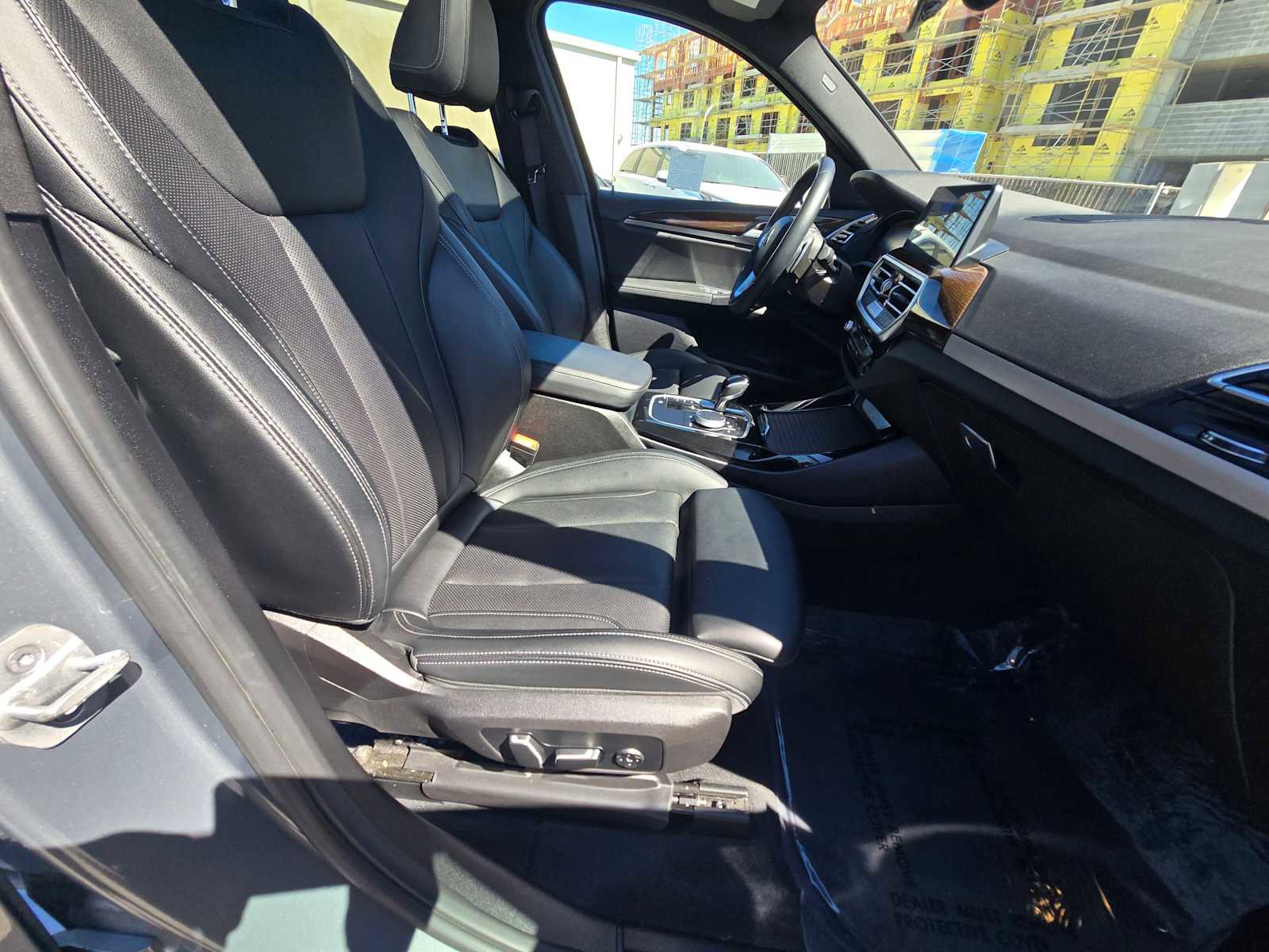 Used 2024 BMW X3 sDrive30i w/ Convenience Package image 11