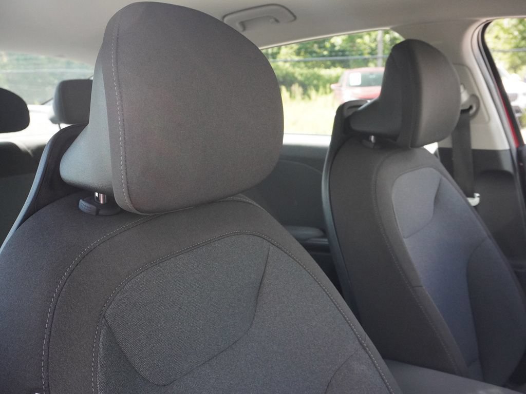 Certified 2025 Kia K4 FWD image 25