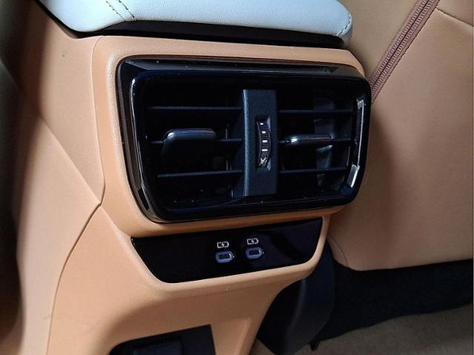 Used 2026 Lexus RZ 350e 2WD w/ Technology Package image 9