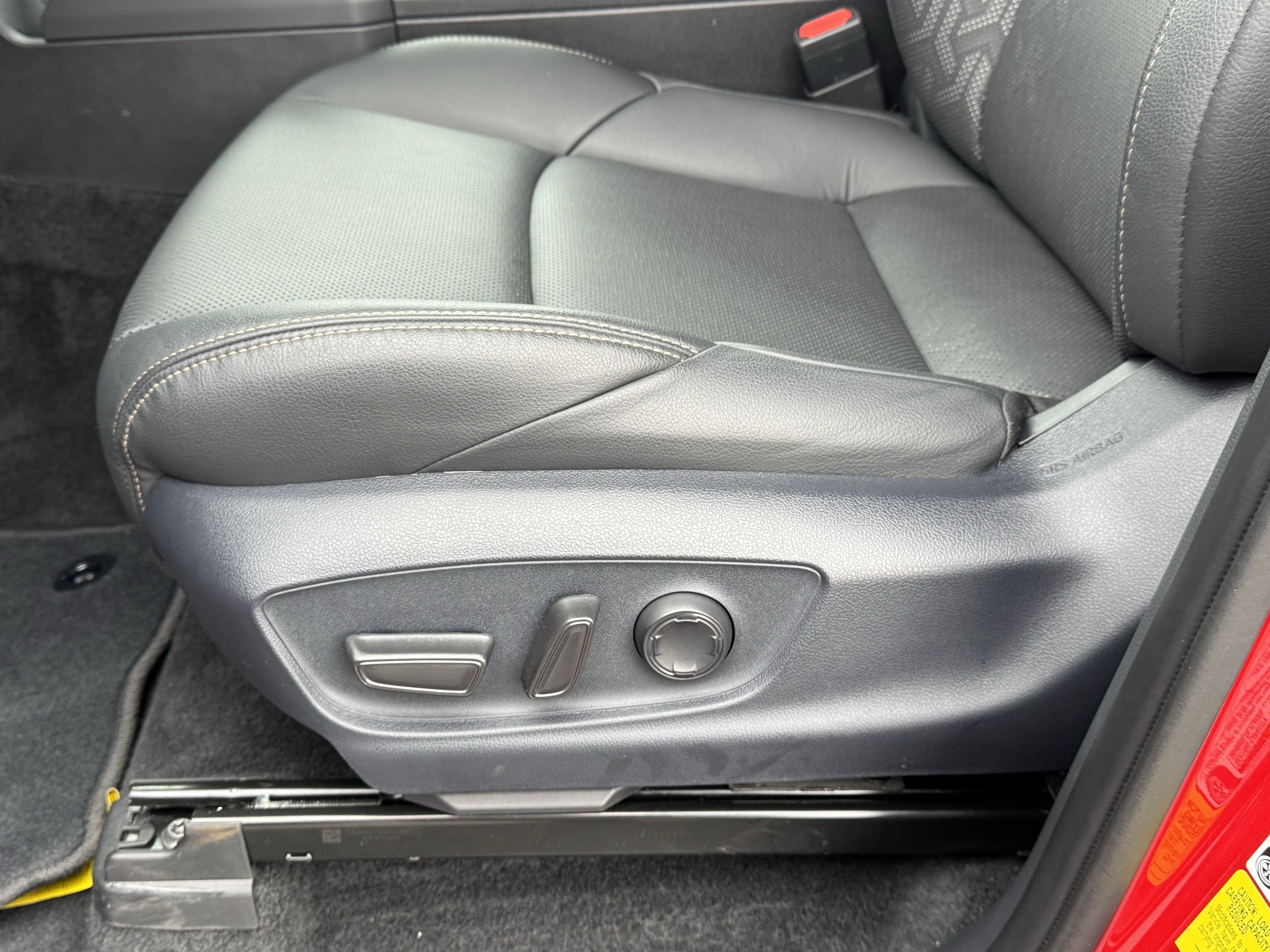 Used 2024 Toyota Tacoma Limited image 24