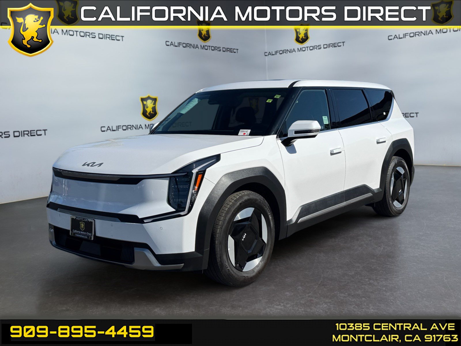 Used 2026 Kia EV9 Light RWD image 1