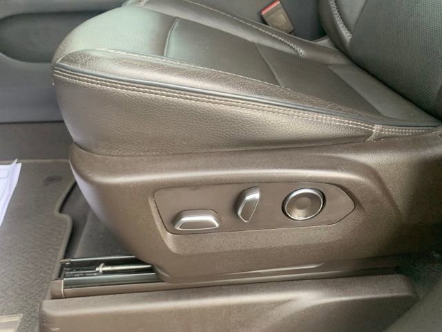 Used 2021 GMC Yukon Denali AWD/4WD image 12
