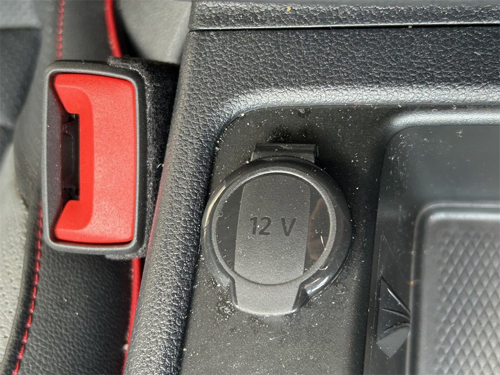 Used 2024 Volkswagen GTI SE image 31