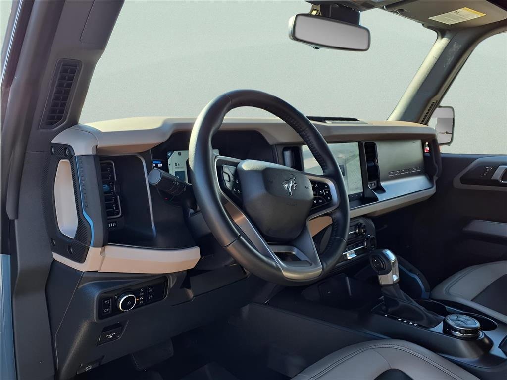 Used 2023 Ford Bronco Wildtrak image 11