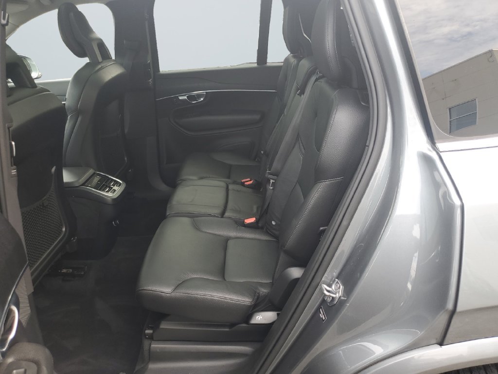 Used 2020 Volvo XC90 T6 Momentum w/ Protection Package Premier AWD/4WD image 13