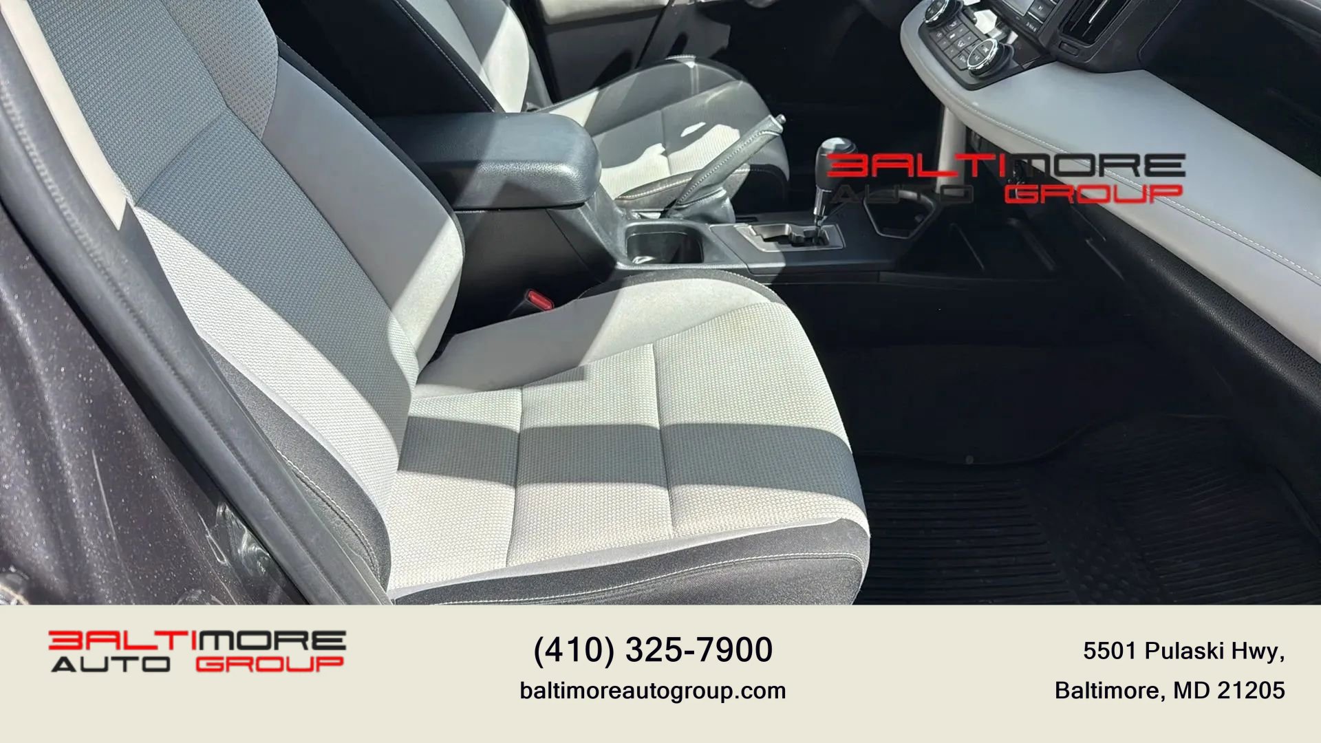 Used 2018 Toyota RAV4 XLE w/ Plus Extra Value Package image 19