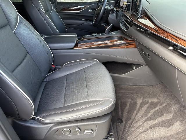 Certified 2023 Cadillac Escalade Premium Luxury w/ LPO, Radiant Package AWD/4WD image 13