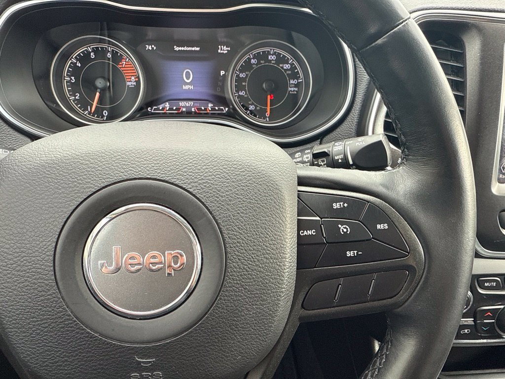 Used 2019 Jeep Cherokee Trailhawk w/ Cold Weather Group AWD/4WD image 25