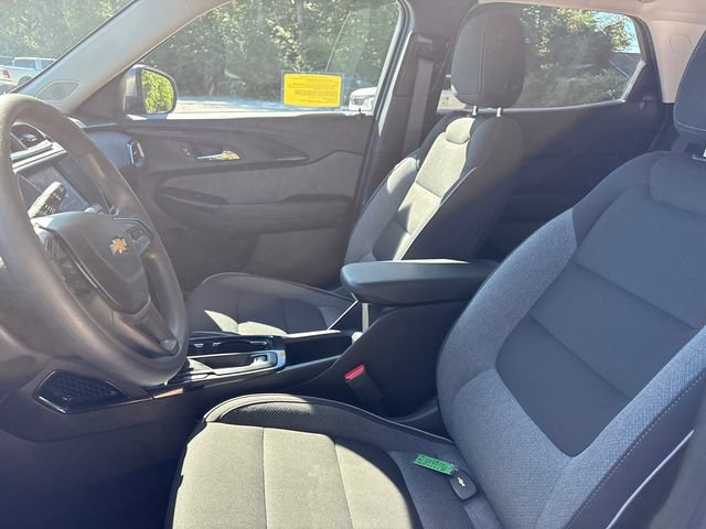 Used 2022 Chevrolet TrailBlazer LT AWD/4WD image 36