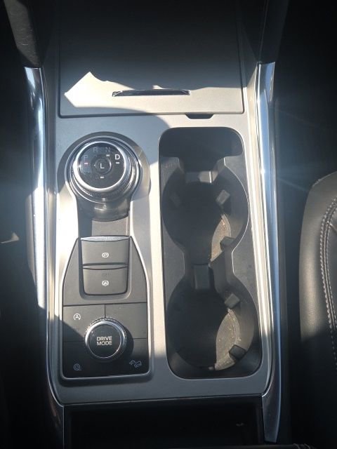 Used 2024 Ford Explorer XLT w/ Equipment Group 202A AWD/4WD image 35