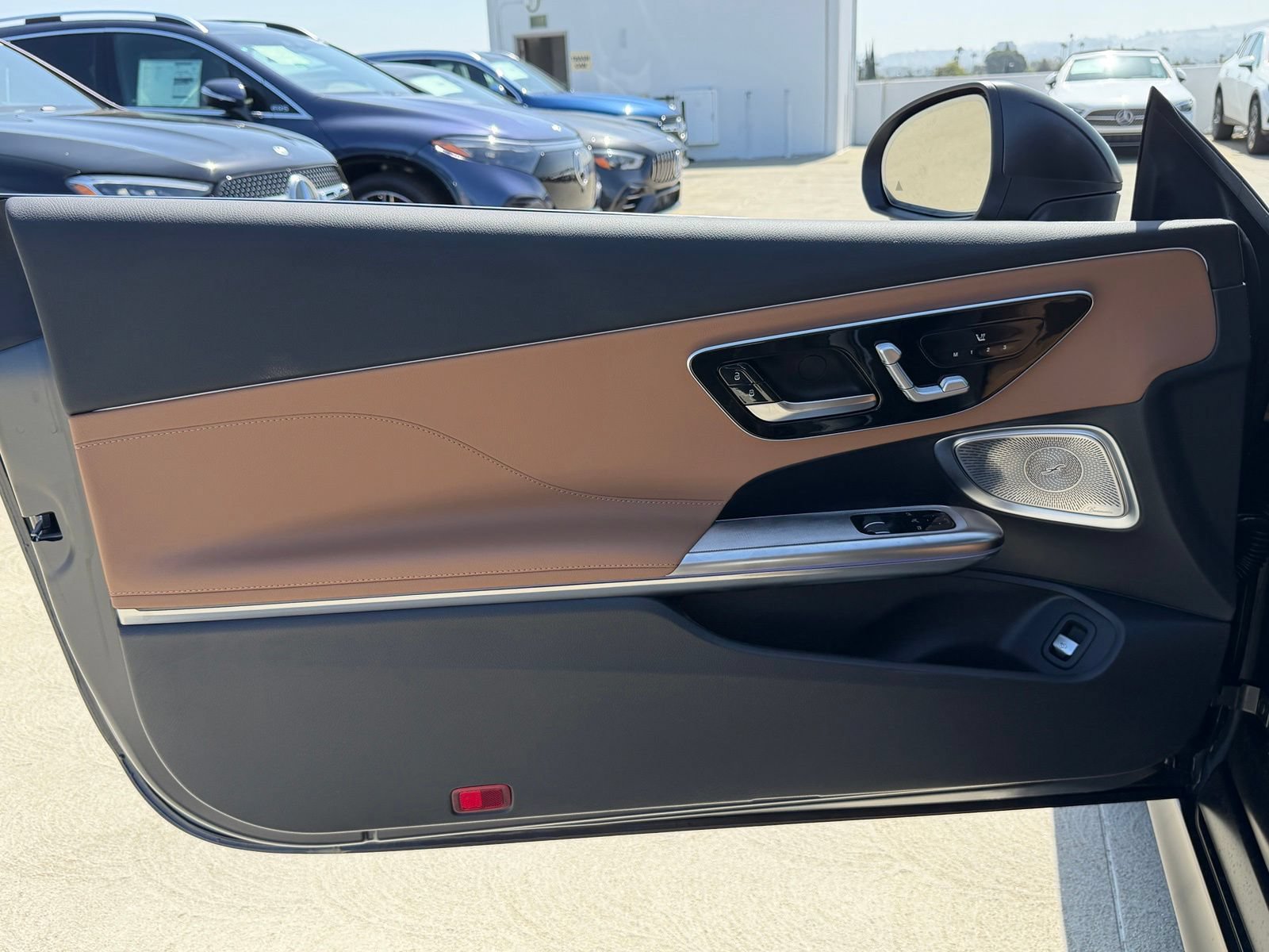 New 2026 Mercedes-Benz CLE 300 4MATIC Coupe image 16