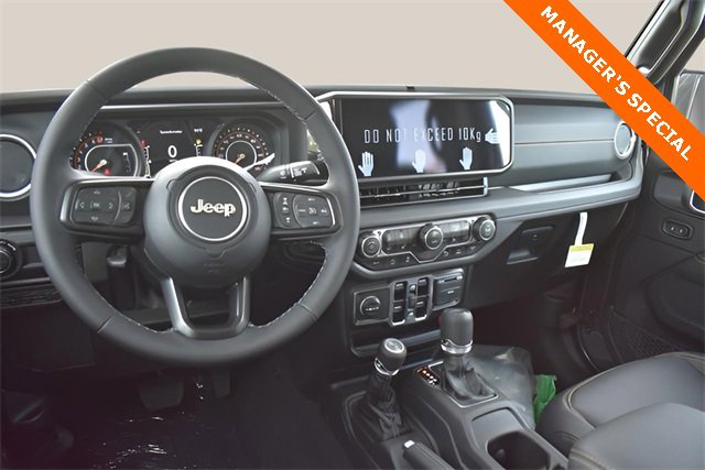 New 2025 Jeep Gladiator High Tide image 14