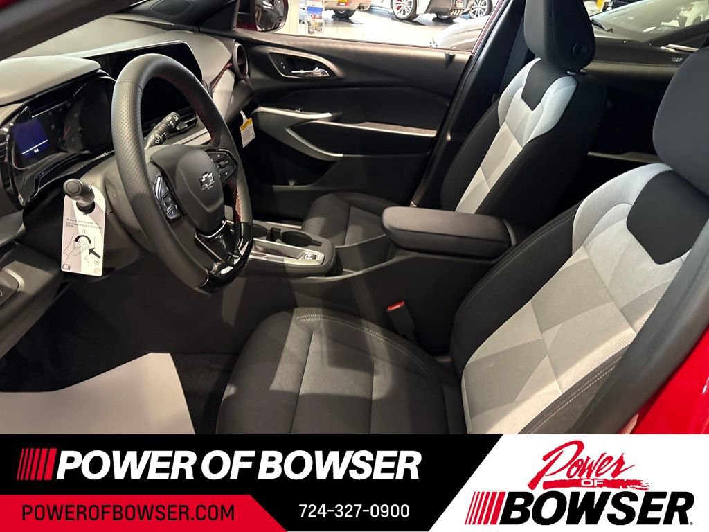 New 2026 Chevrolet Trax RS image 3