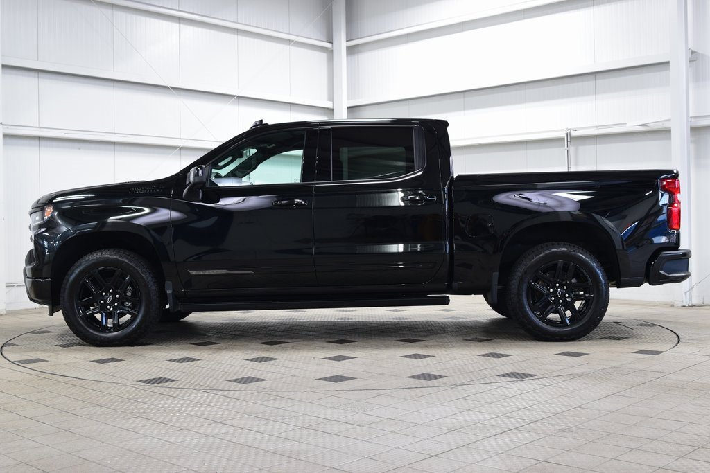 Used 2025 Chevrolet Silverado 1500 High Country w/ Midnight Edition image 4