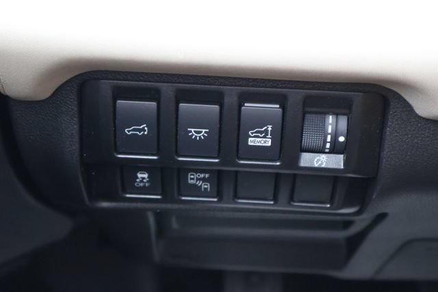 Certified 2022 Subaru Ascent Touring w/ Popular Package #2A AWD/4WD image 18
