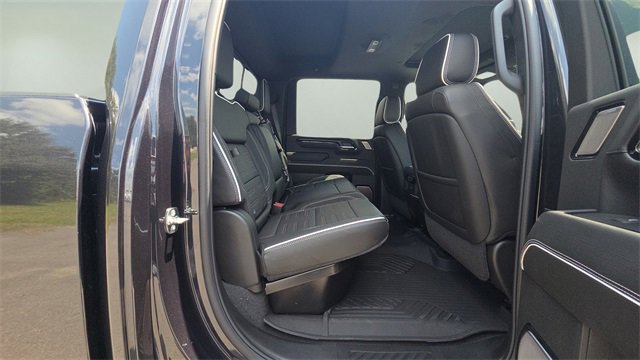 New 2025 GMC Sierra 2500 AT4X w/ AT4X AEV Edition image 14