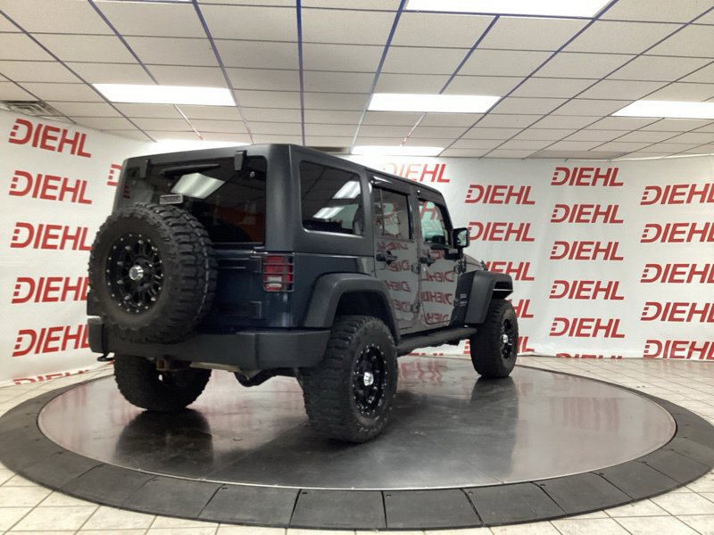Used 2017 Jeep Wrangler Unlimited Sport w/ Mopar Black Appearance Group AWD/4WD image 7
