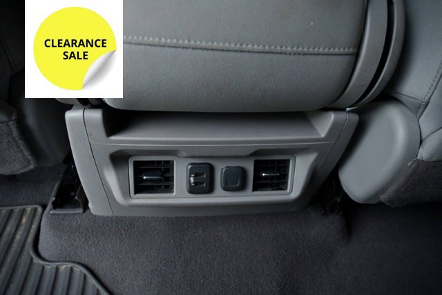 Used 2019 Chevrolet Silverado 1500 LT w/ Convenience Package AWD/4WD image 14