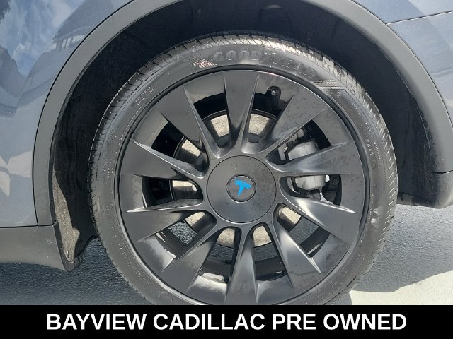 Used 2023 Tesla Model Y Long Range AWD/4WD image 13