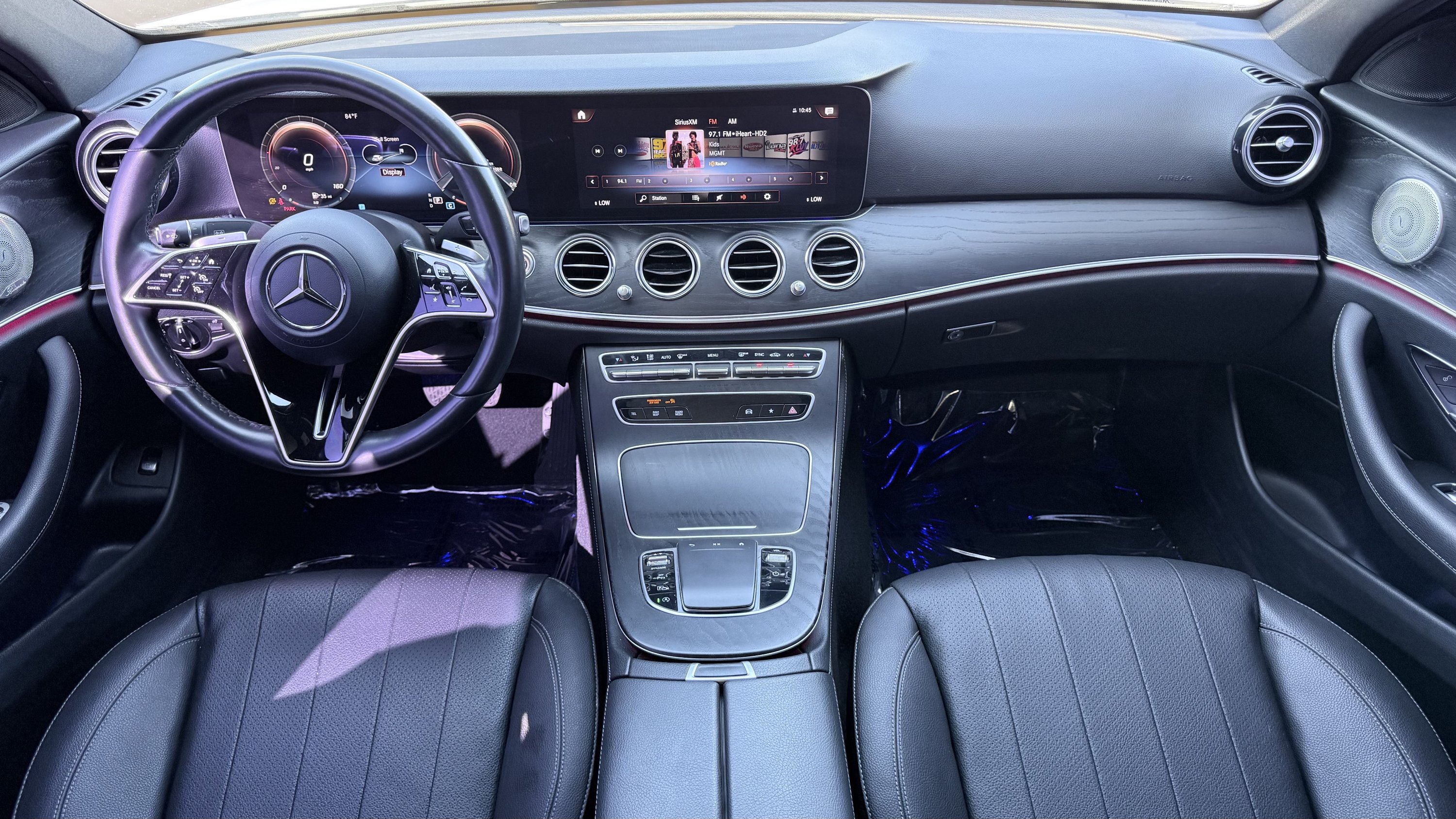 Used 2023 Mercedes-Benz E 350 Sedan image 2